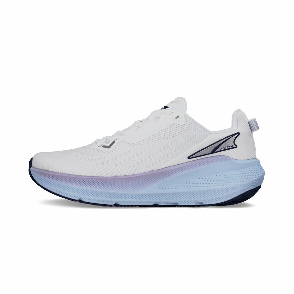 White/Light Blue,5.5,Women's